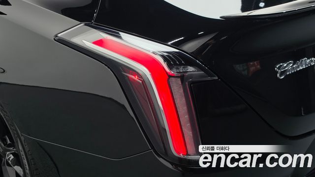 Cadillac CT4 2021