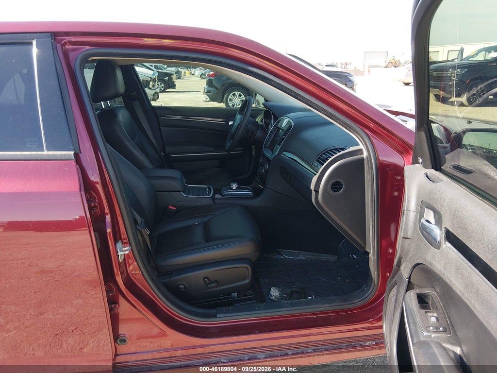 Chrysler 300 2023