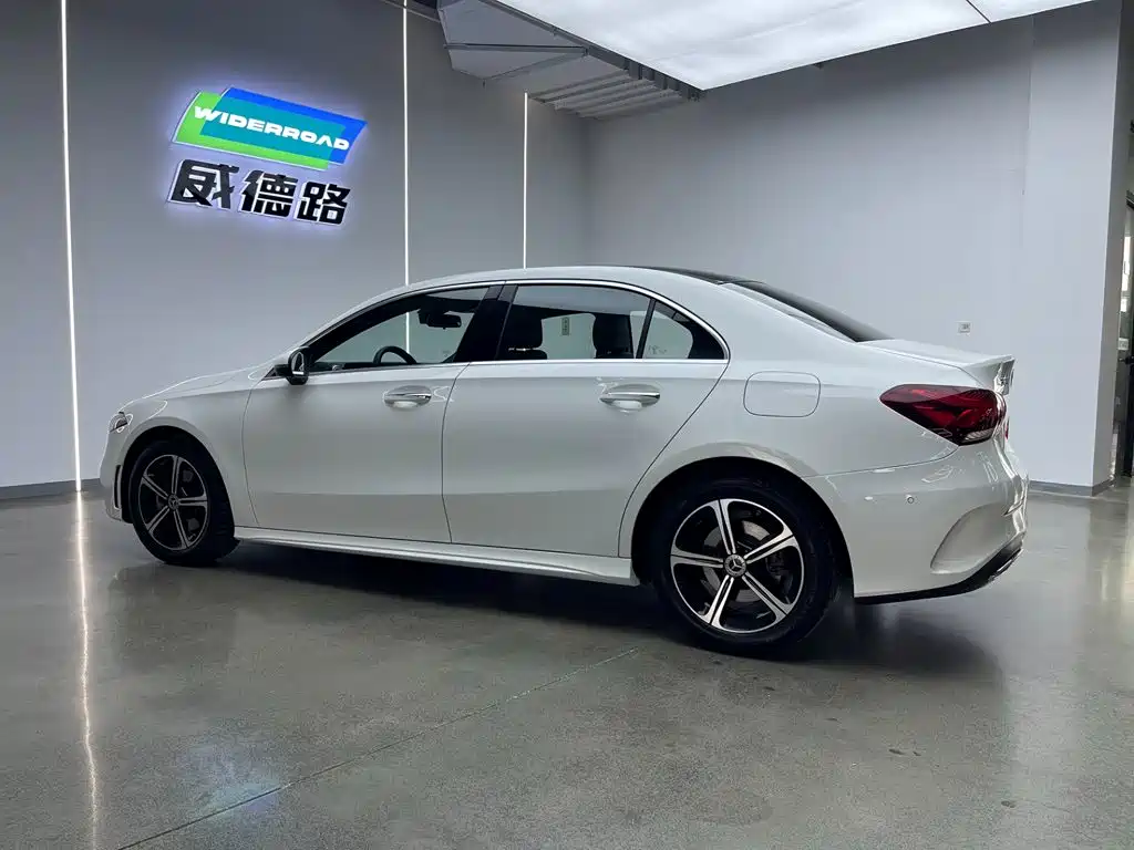 Mercedes-Benz A-Класс 2022