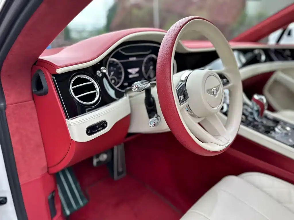 Bentley Continental 2022