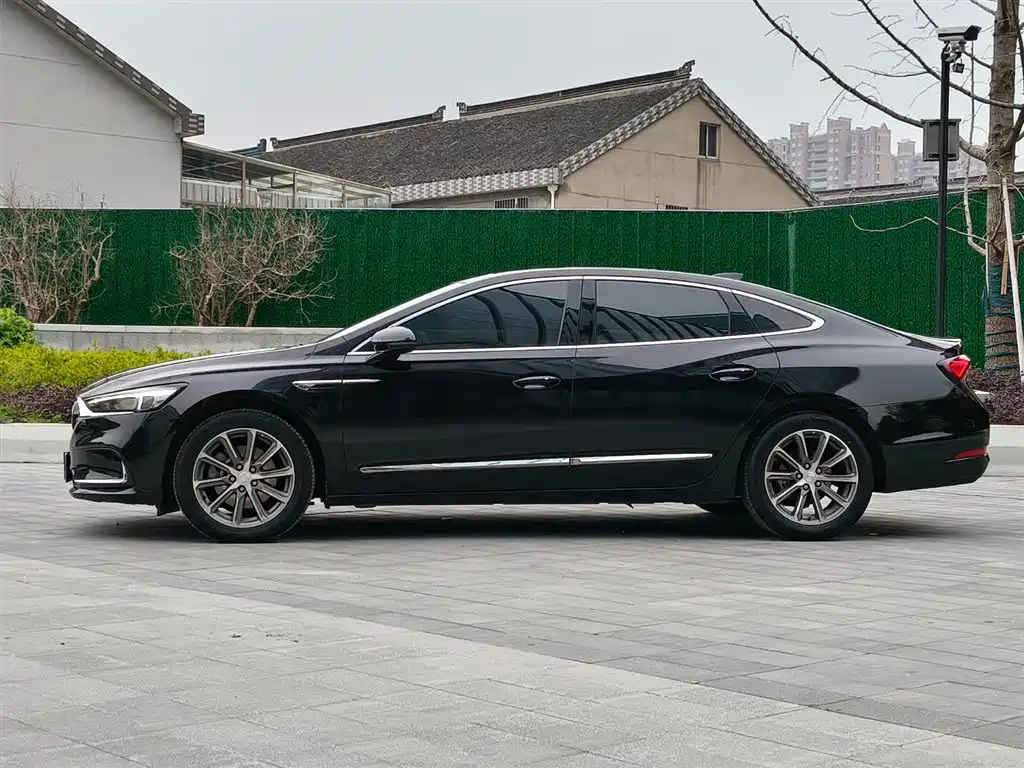 Buick LaCrosse 2023