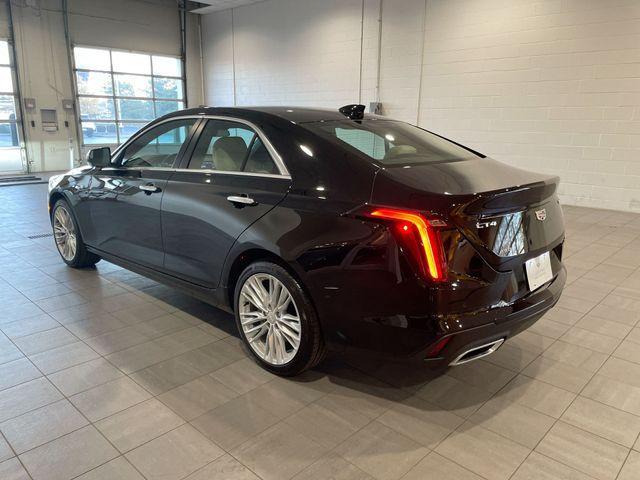 Cadillac CT4 2025