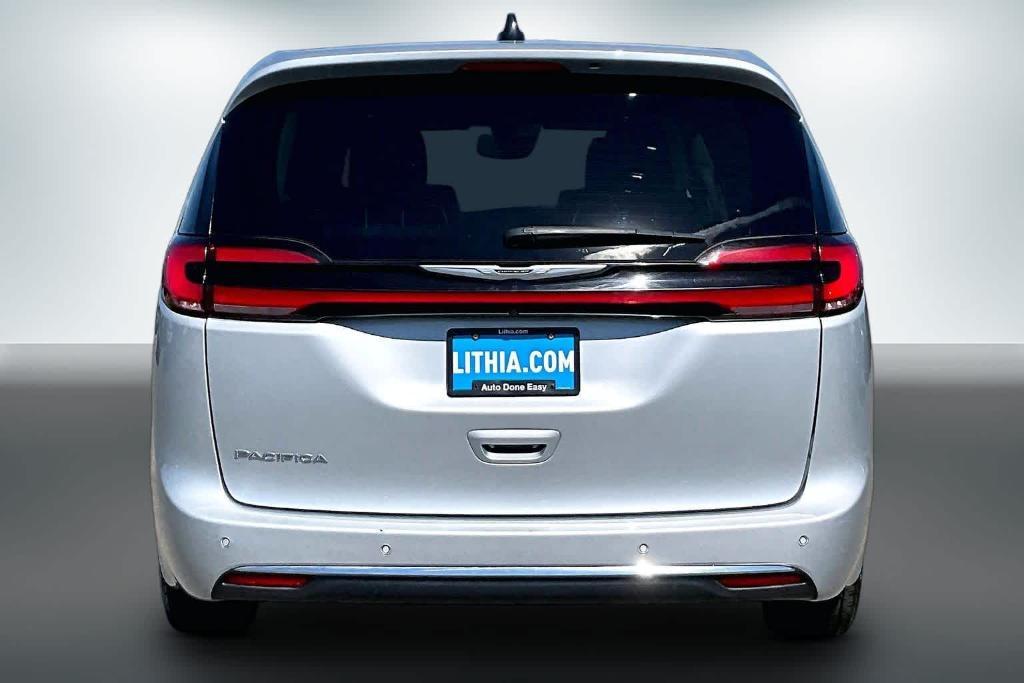 Chrysler Pacifica 2024