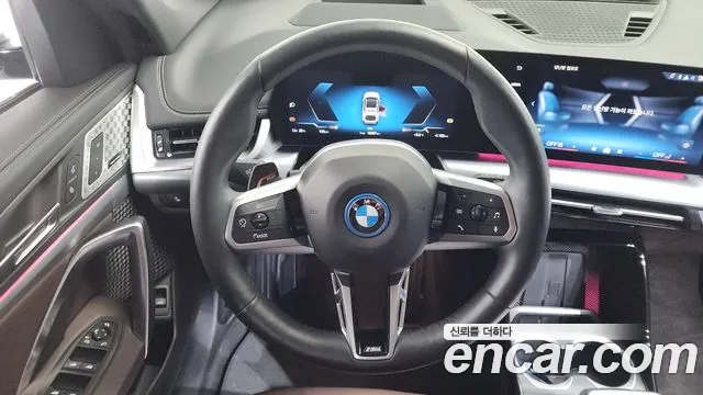 BMW iX1 2024