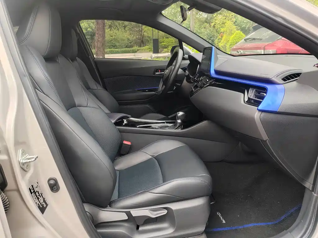 Toyota C-HR 2021