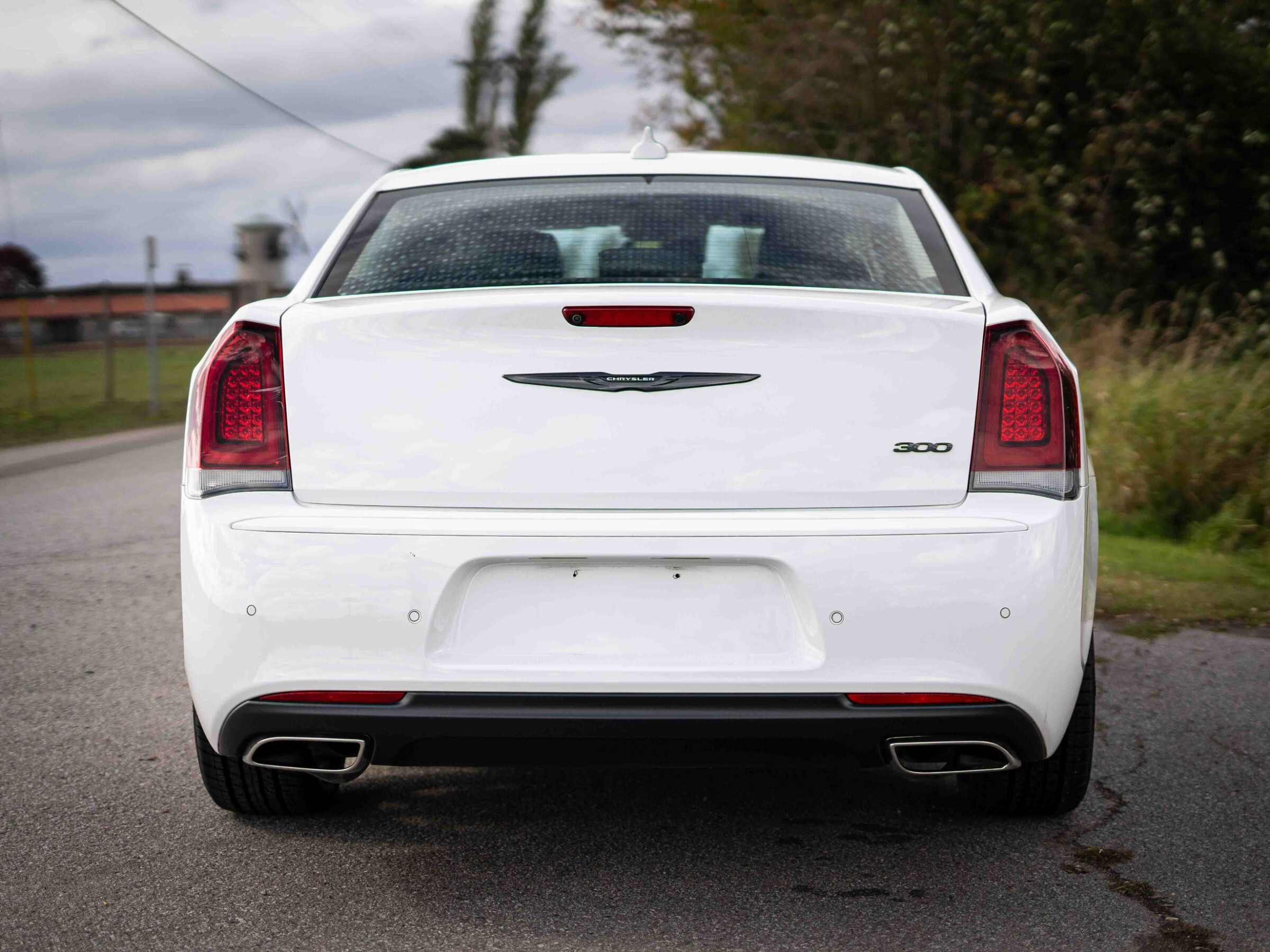 Chrysler 300 2023