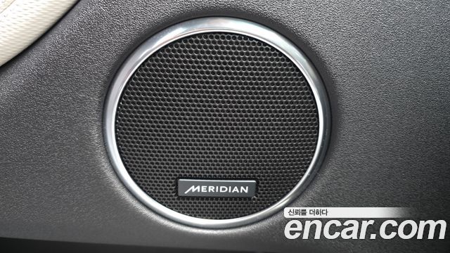 Land Rover Discovery Sport 2024