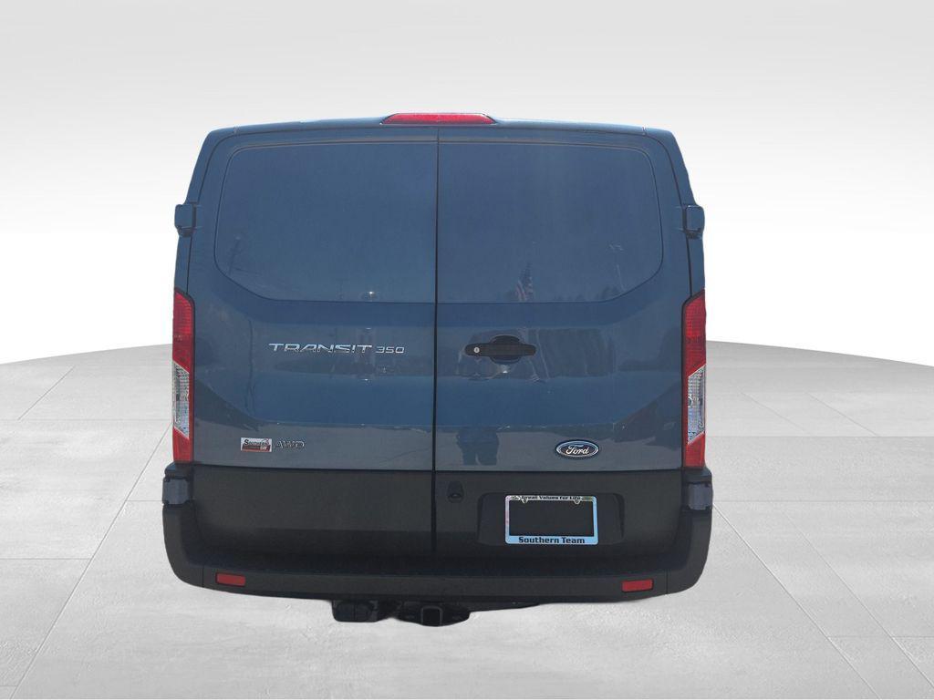 Ford Transit 2024