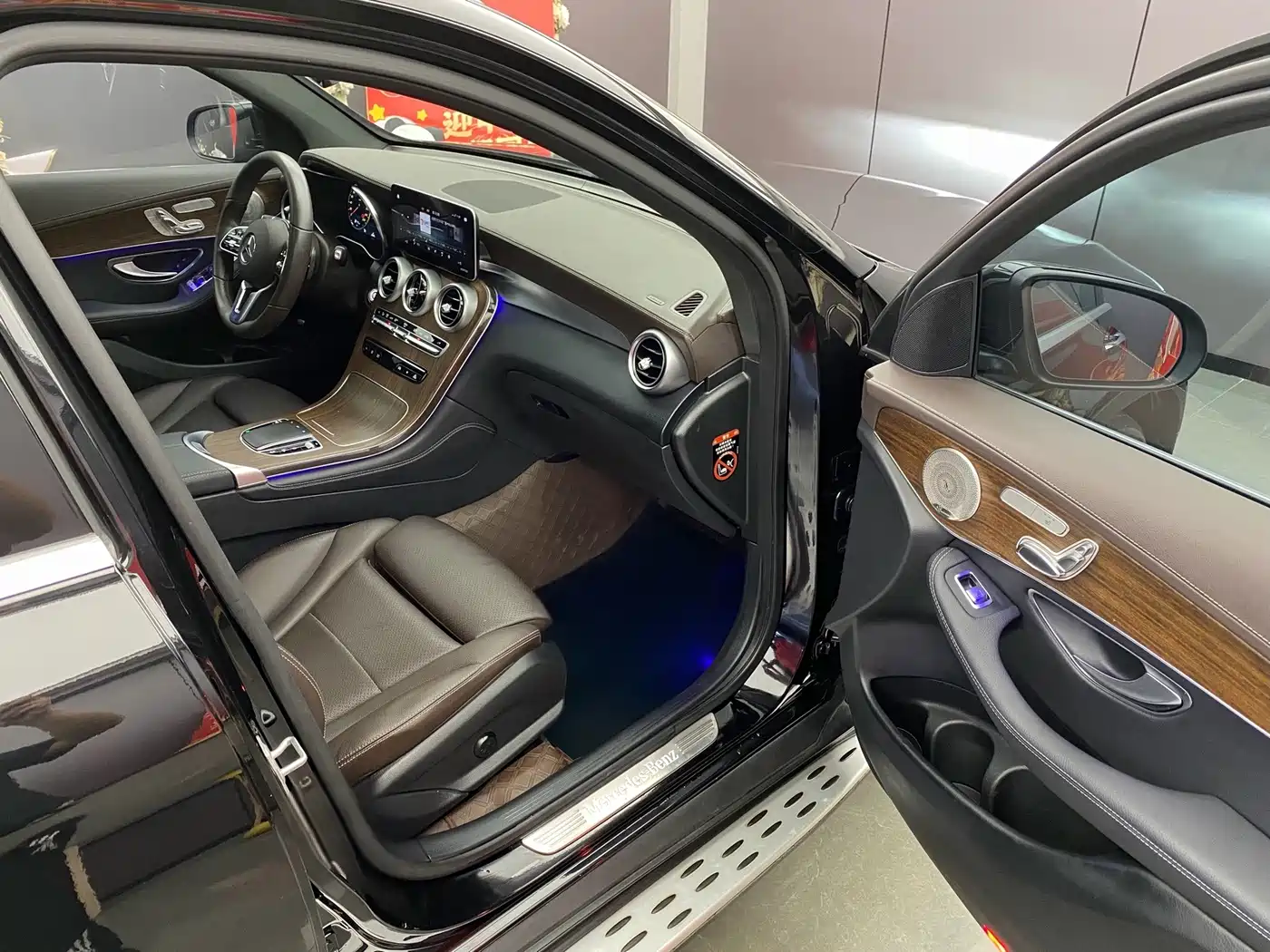 Mercedes-Benz GLC 2021