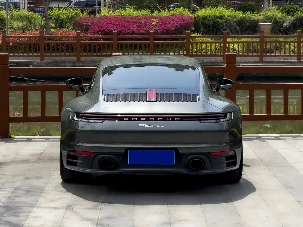 Porsche 911 2022