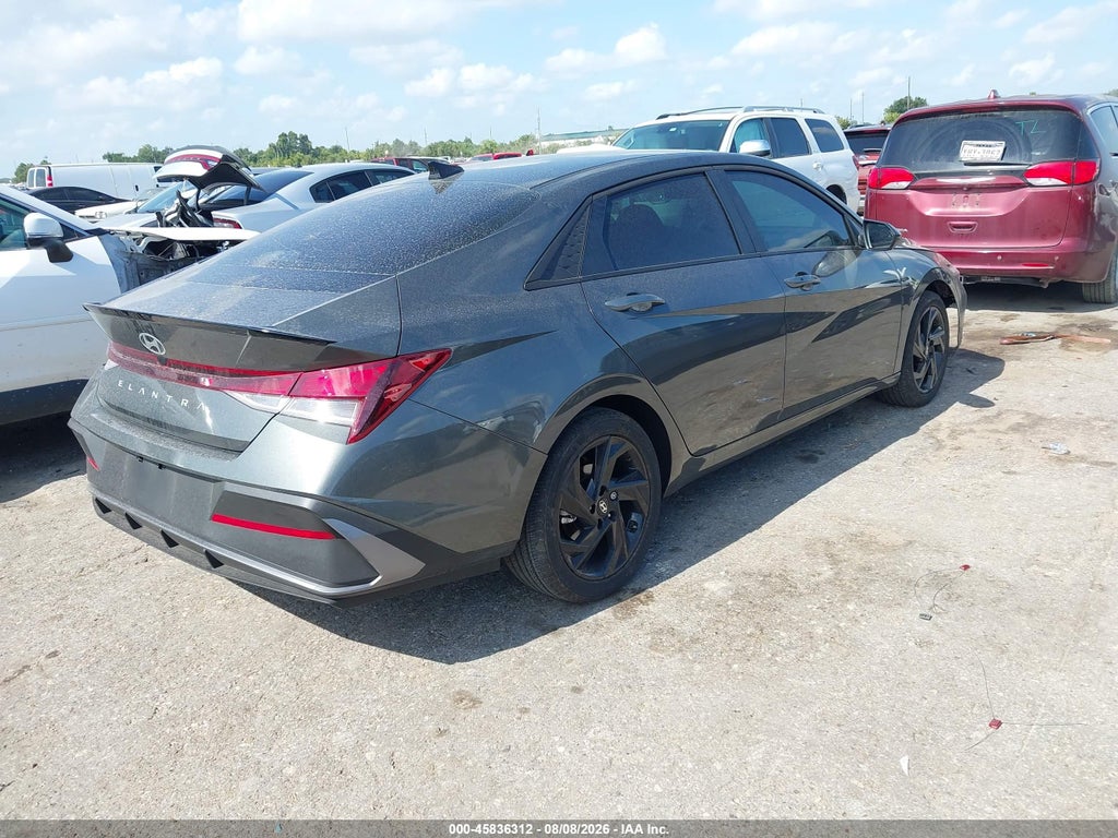 Hyundai Elantra 2026