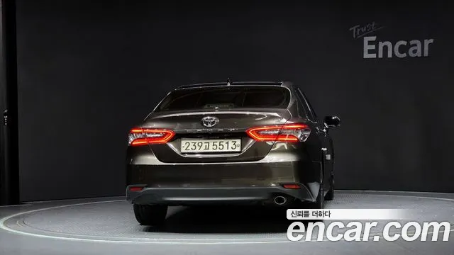 Toyota Camry 2021