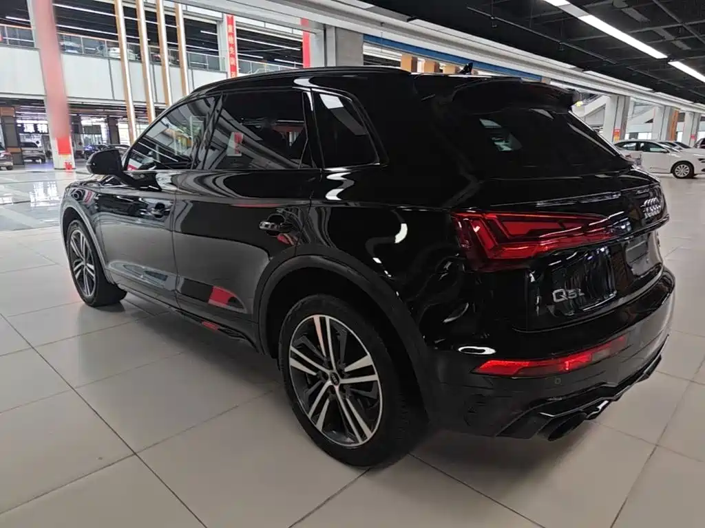Audi Q5 2023