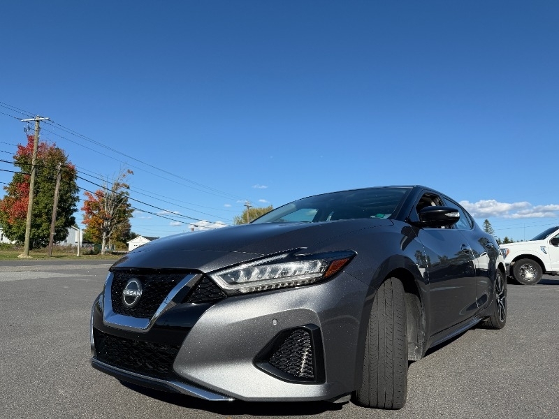 Nissan Maxima 2023