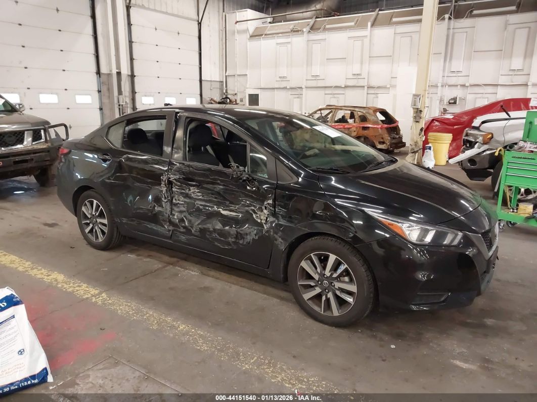 Nissan Versa 2021