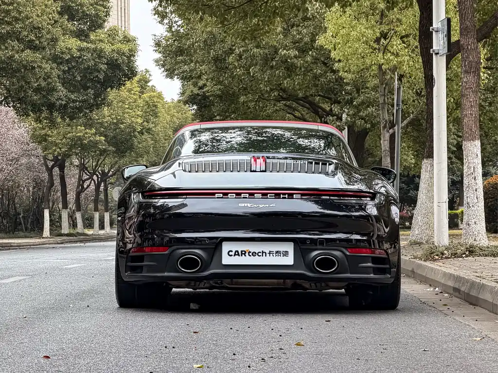 Porsche 911 2022