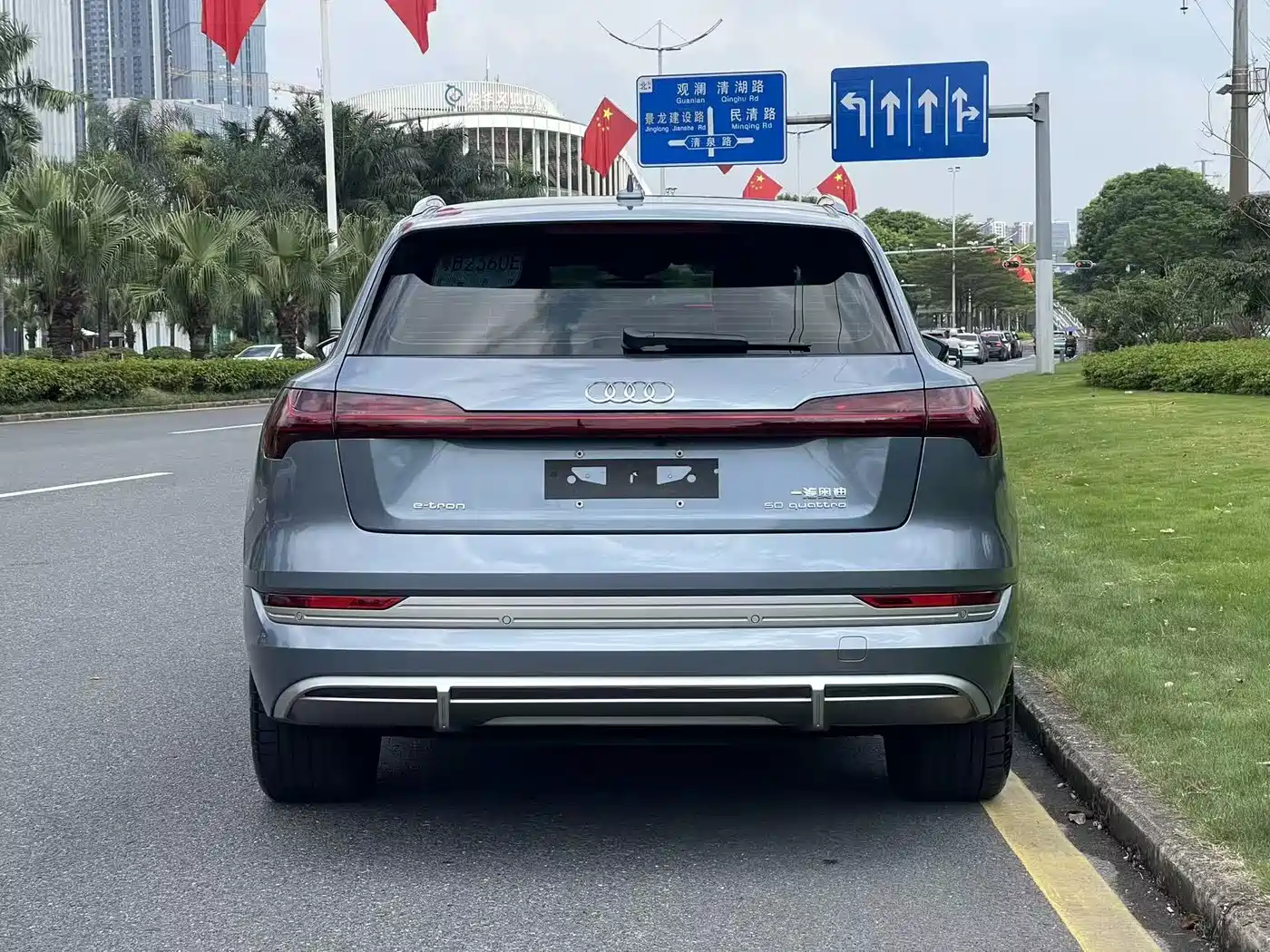 Audi e-tron 2022