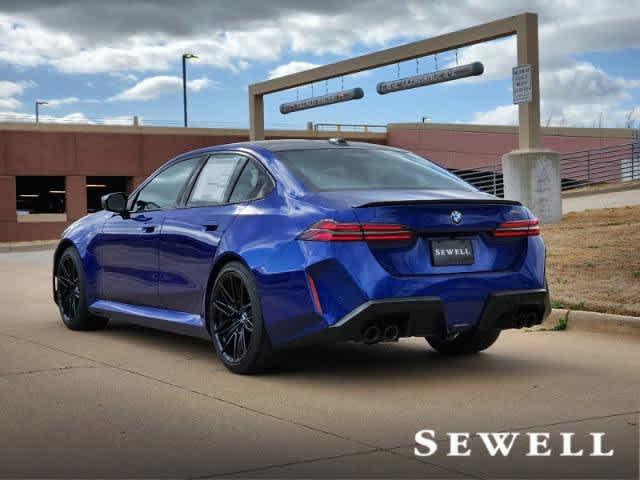 BMW M5 2025