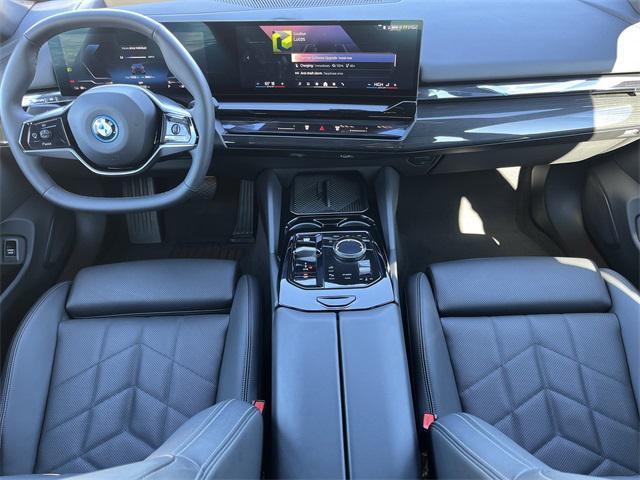 BMW i5 2025