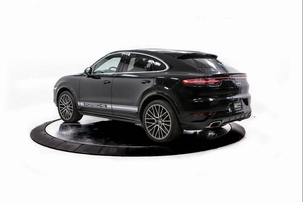 Porsche Cayenne 2022