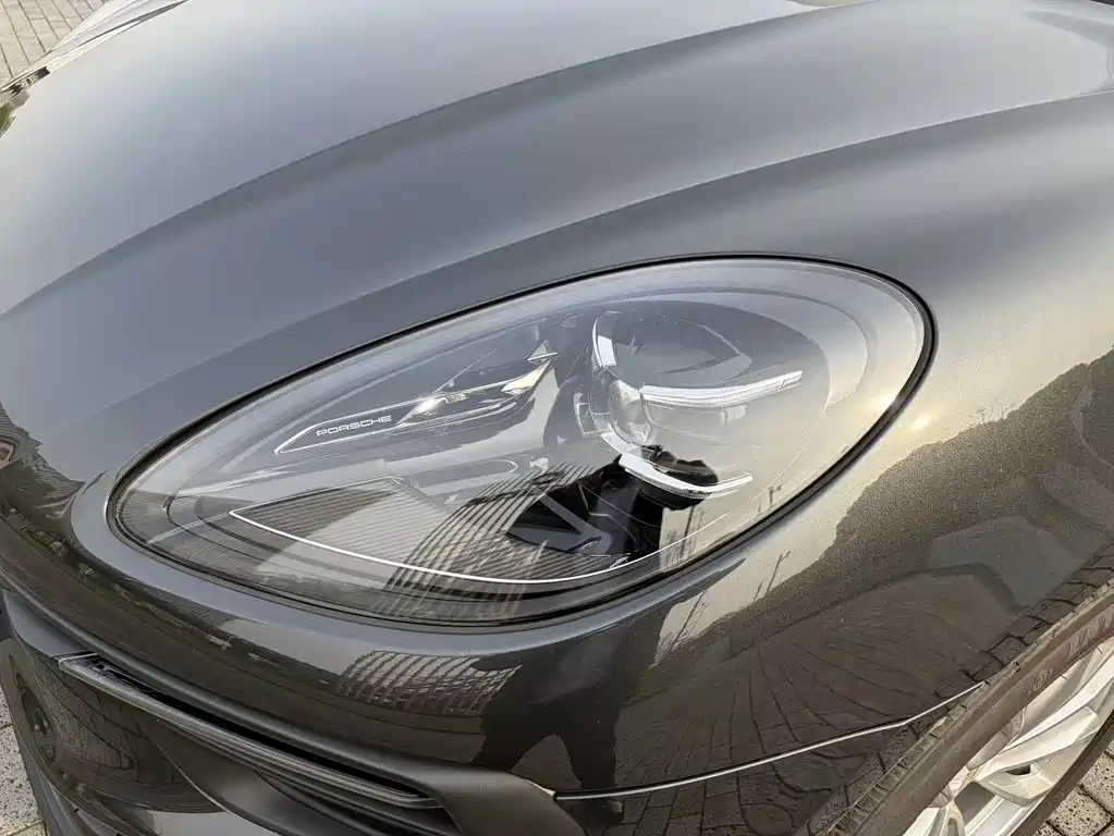 Porsche Macan 2022