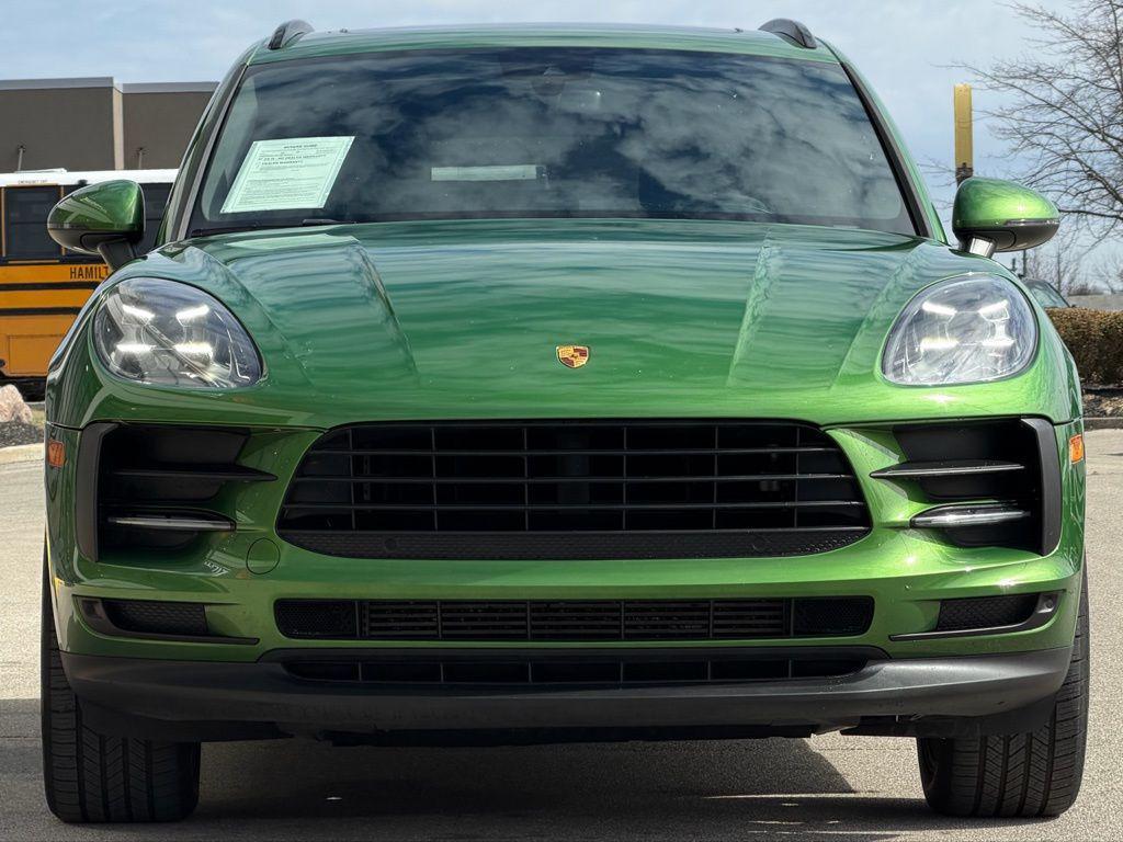 Porsche Macan 2021