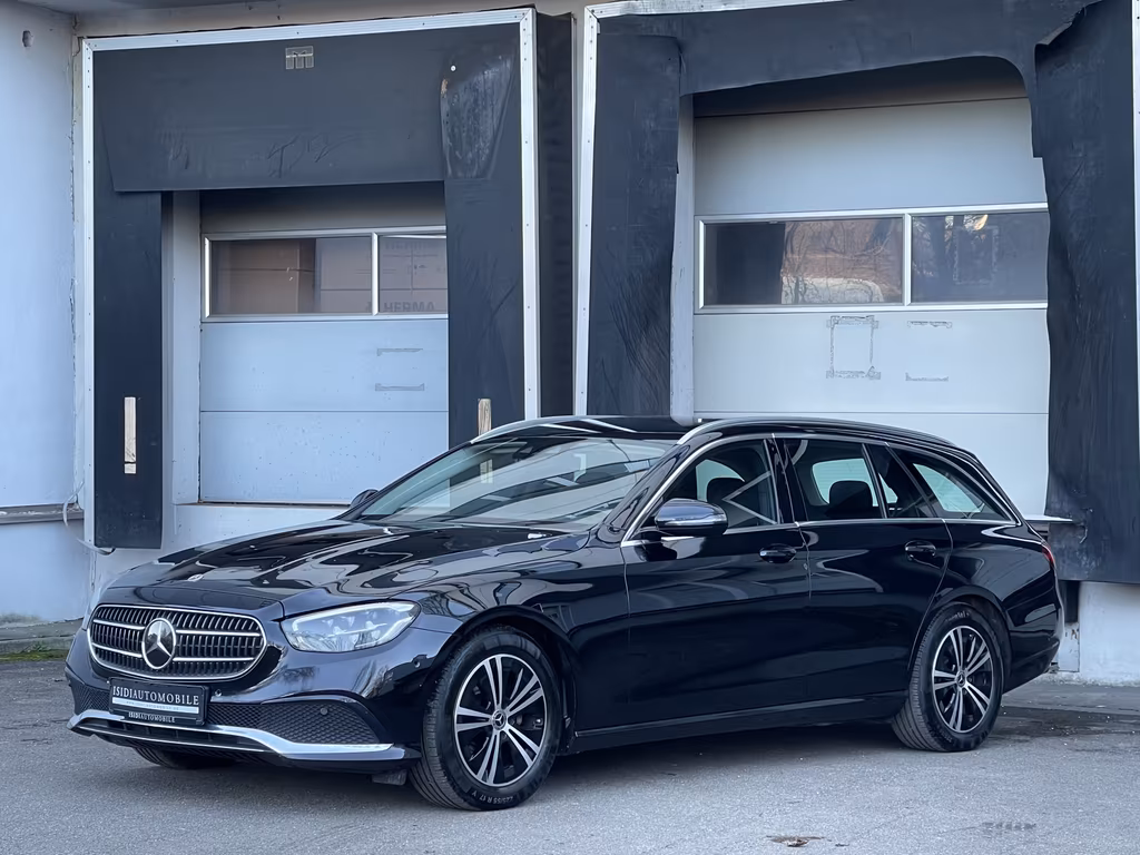 Mercedes-Benz E 220 2022