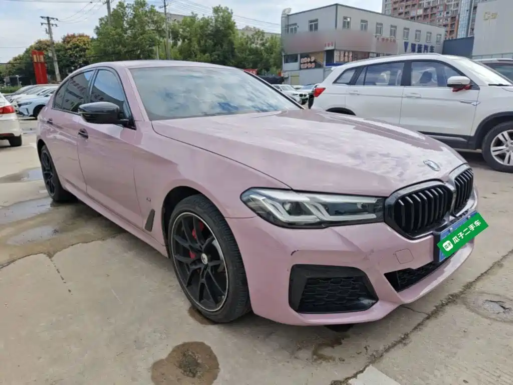 BMW 5 серии 2023