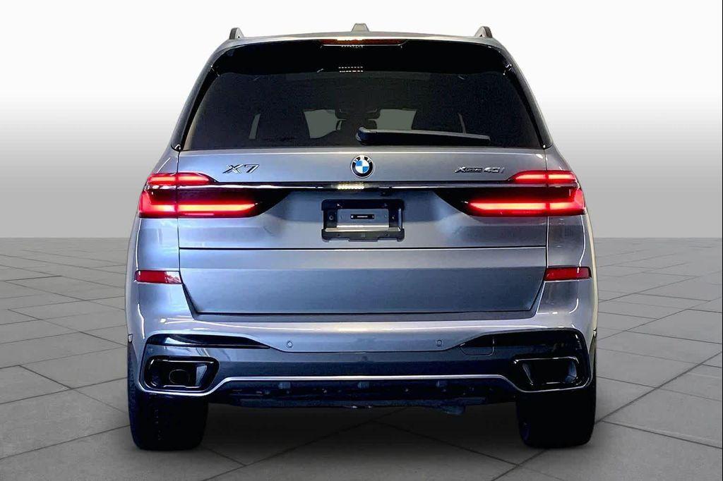 BMW X7 2024