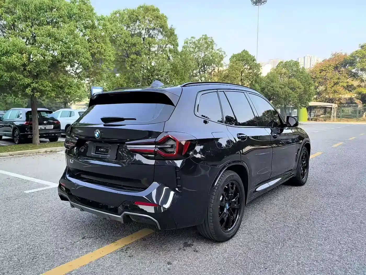 BMW iX3 2024