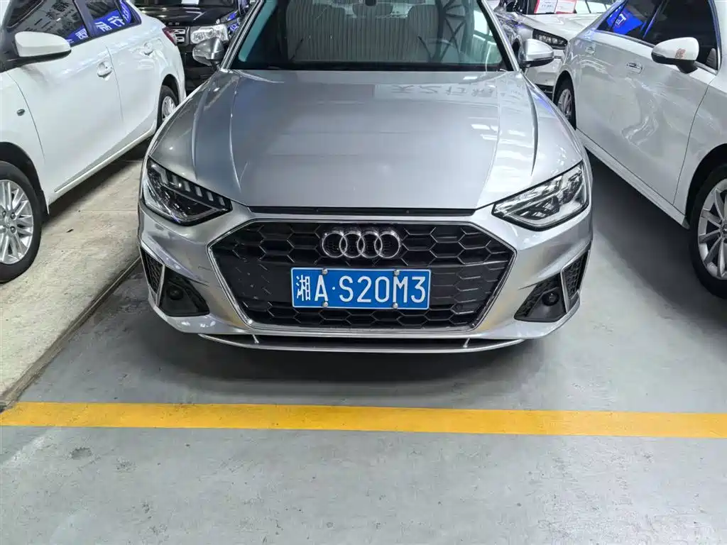 Audi A4 2021