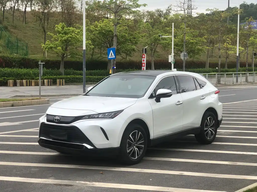 Toyota Harrier 2024