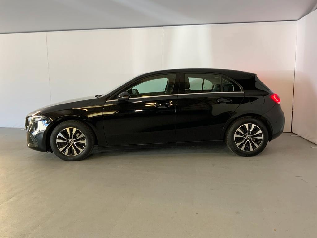 Mercedes-Benz A 180 2022
