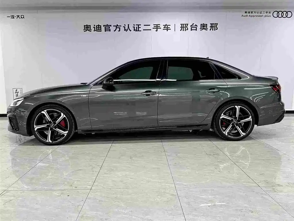 Audi A4 2022