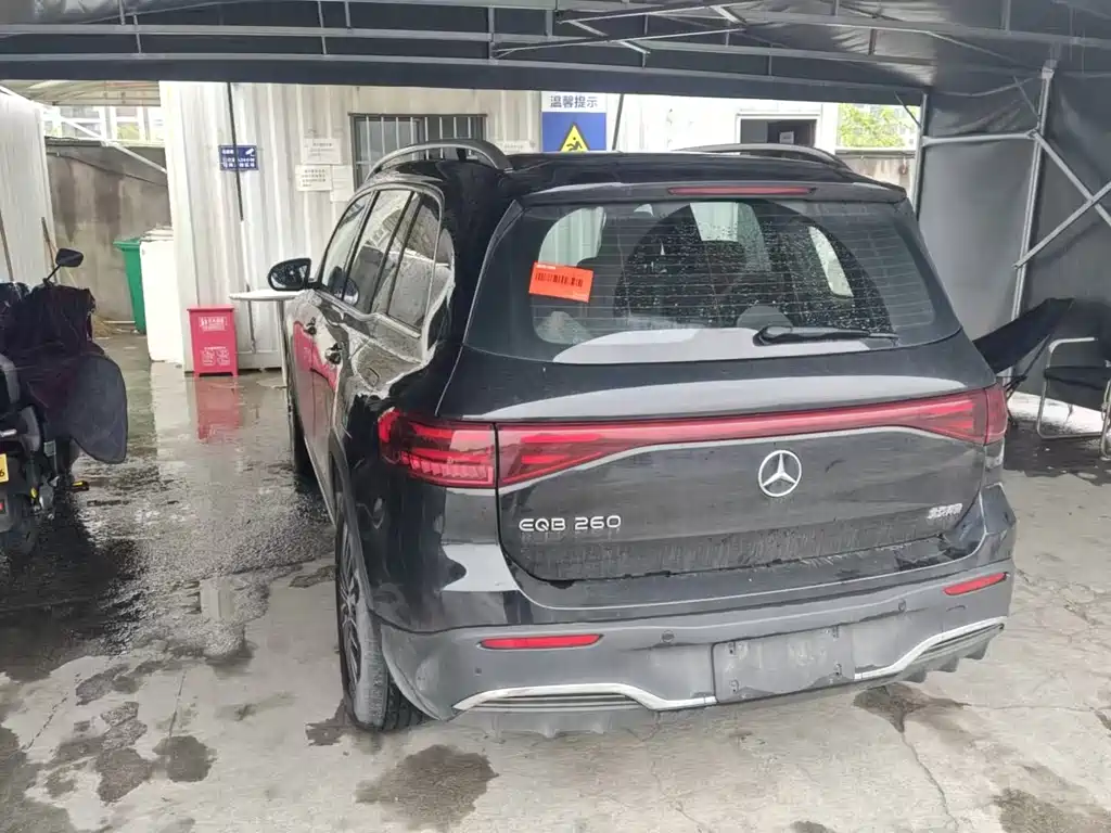 Mercedes-Benz EQB 2024
