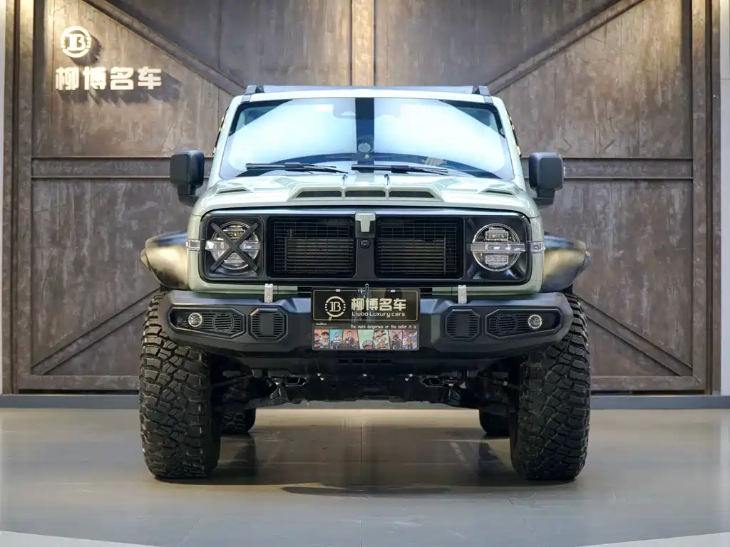 Tank 300 2022