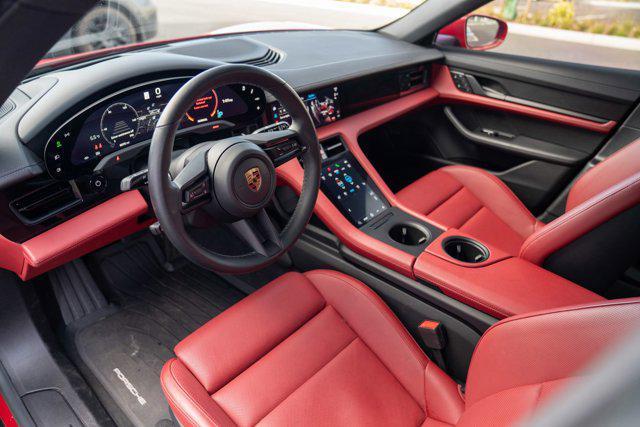 Porsche Taycan 2022