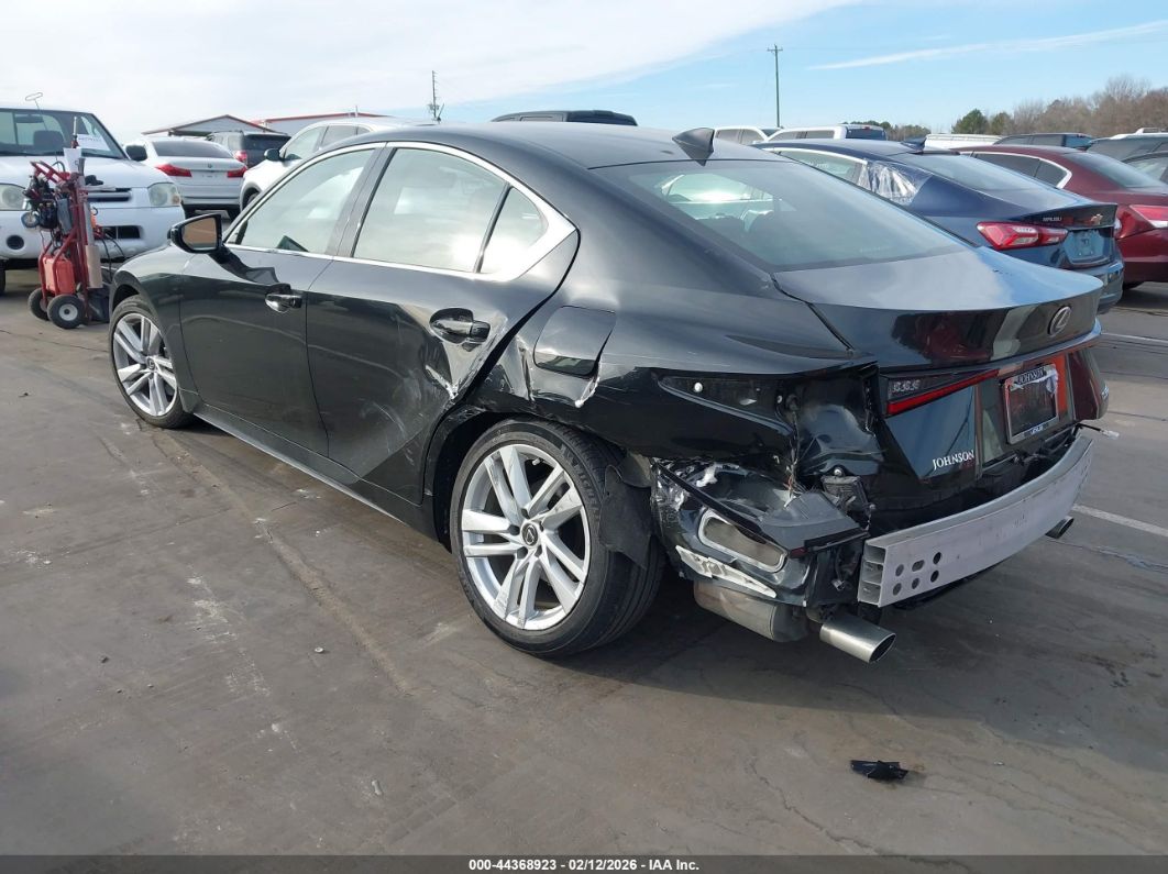Lexus IS 300 2024