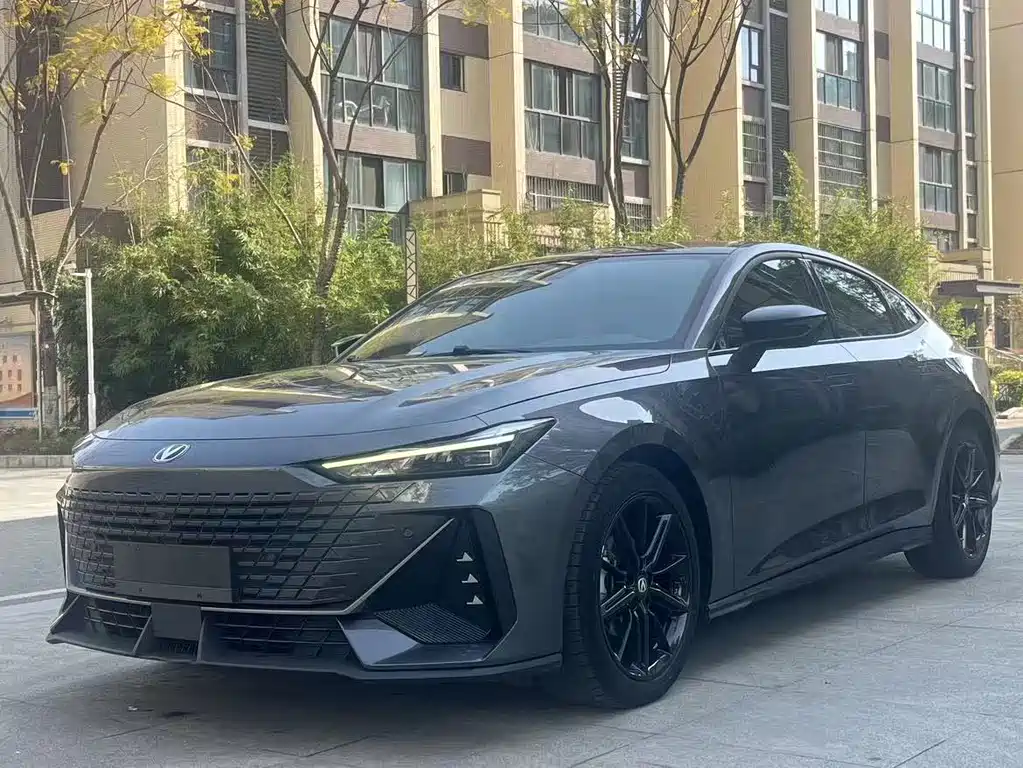 Changan UNI-V 2022