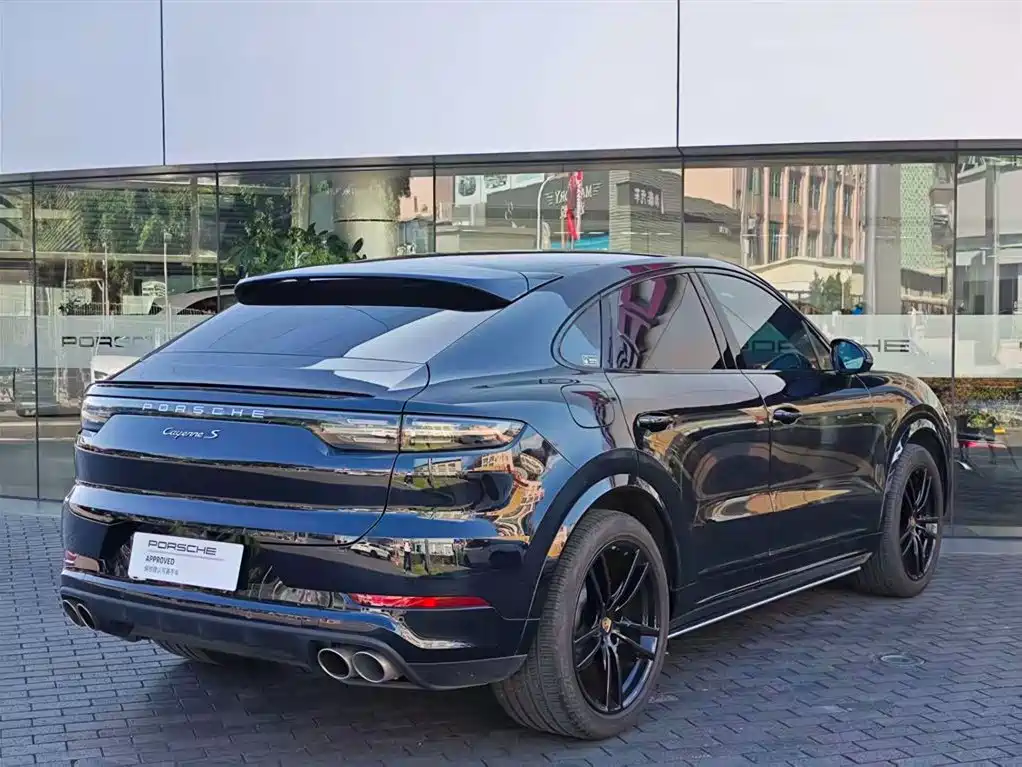 Porsche Cayenne 2023