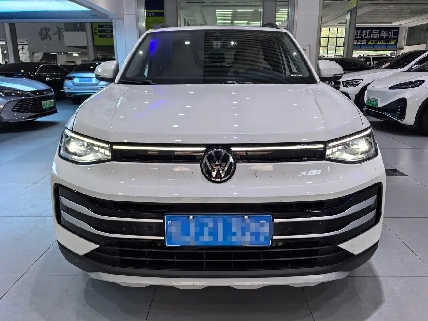 Volkswagen Tharu 2025