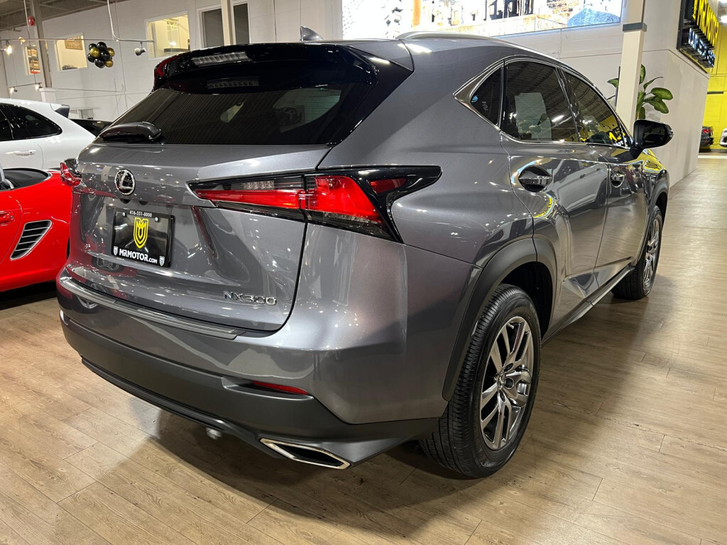 Lexus NX 300 2021