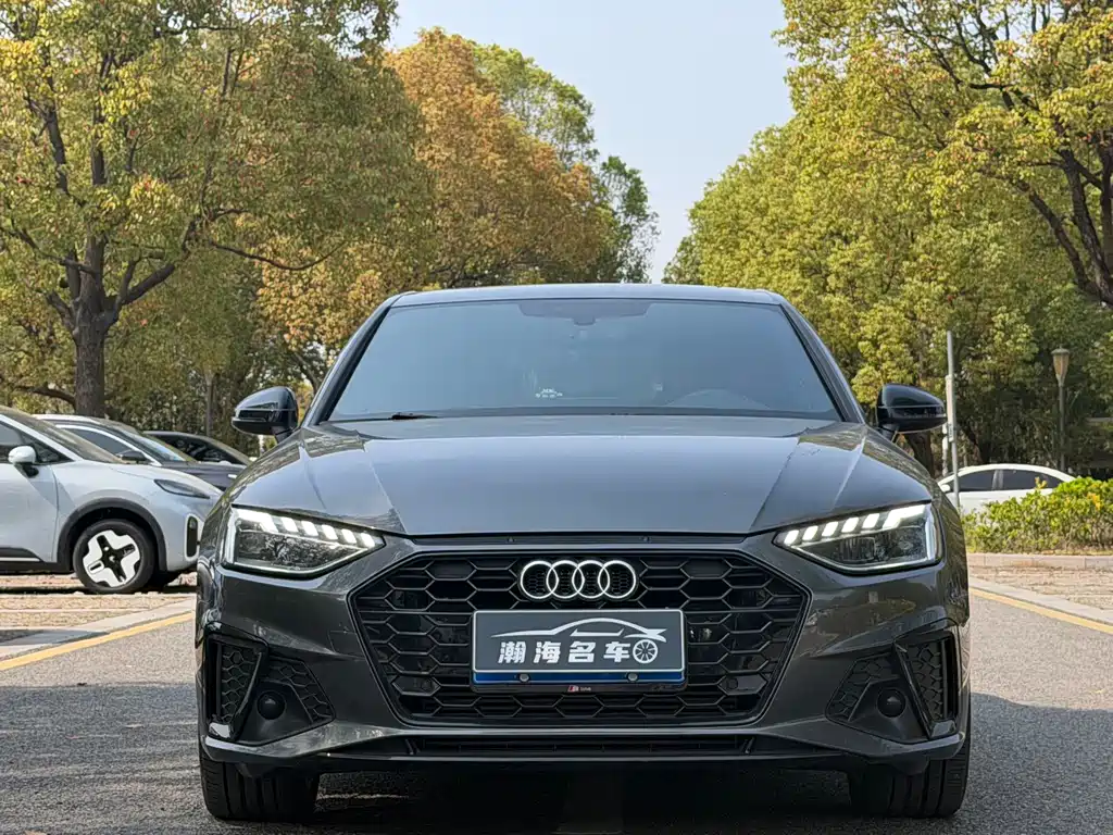 Audi A4 2023