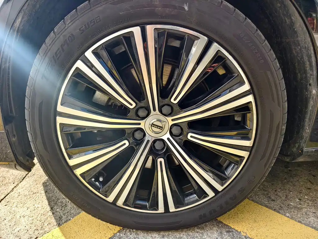 Volvo S90 2022