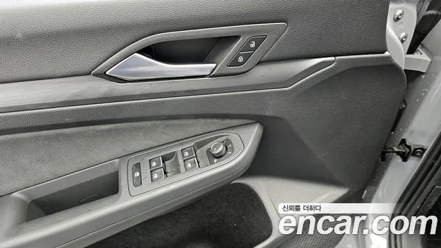 Volkswagen Golf 2024