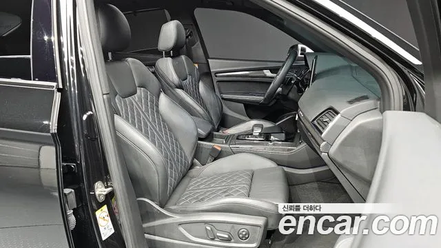 Audi SQ5 2022