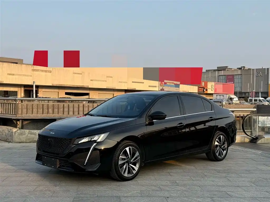 Peugeot 408 2023
