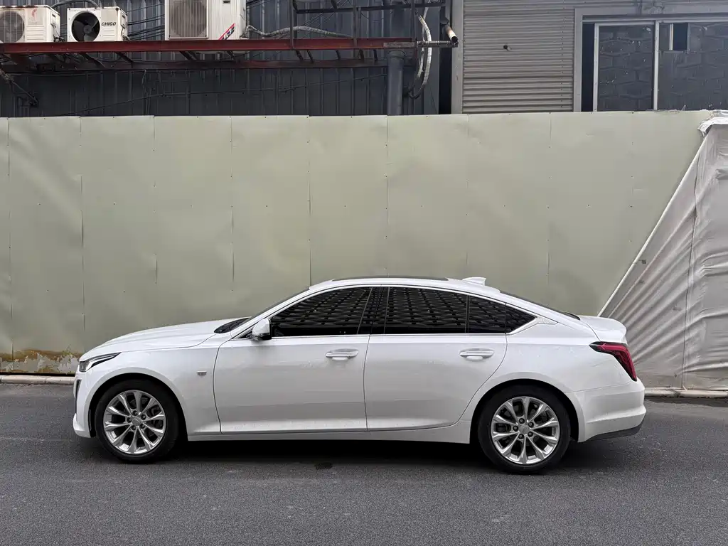 Cadillac CT5 2022