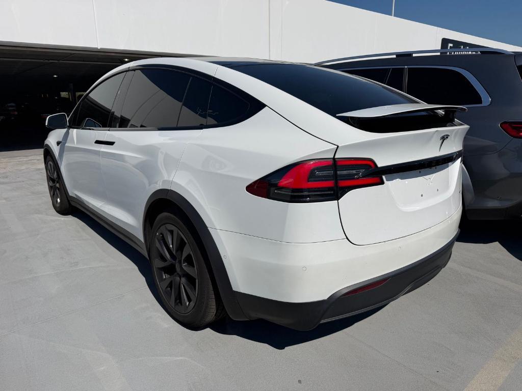 Tesla Model X 2022