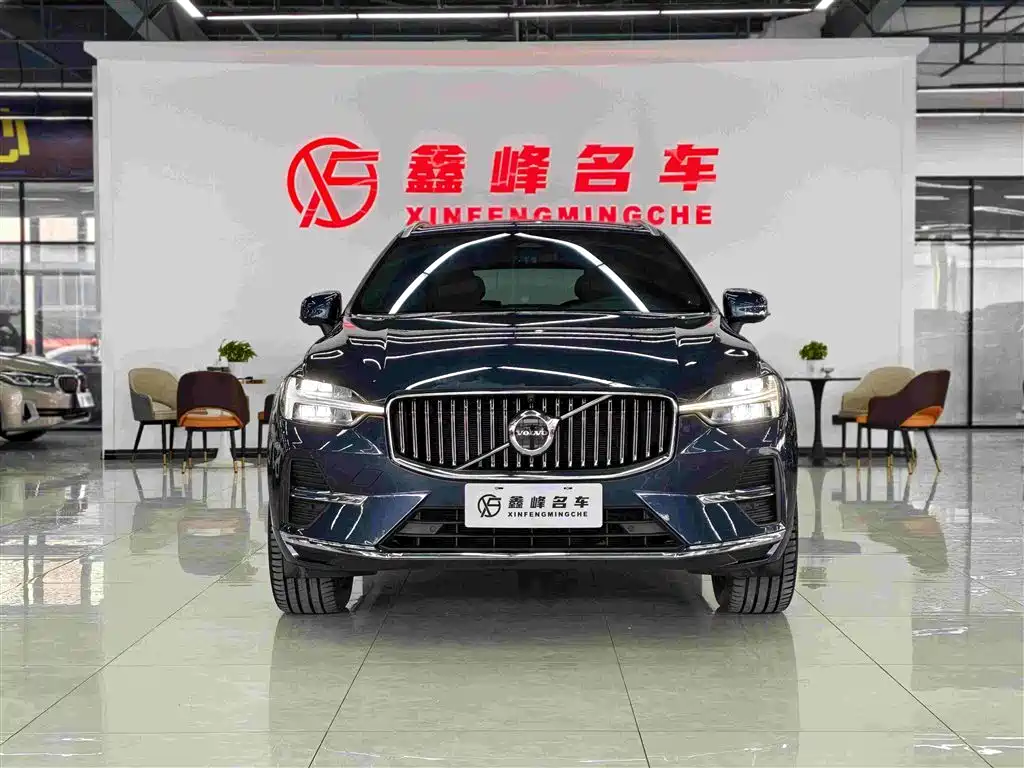 Volvo XC60 2022